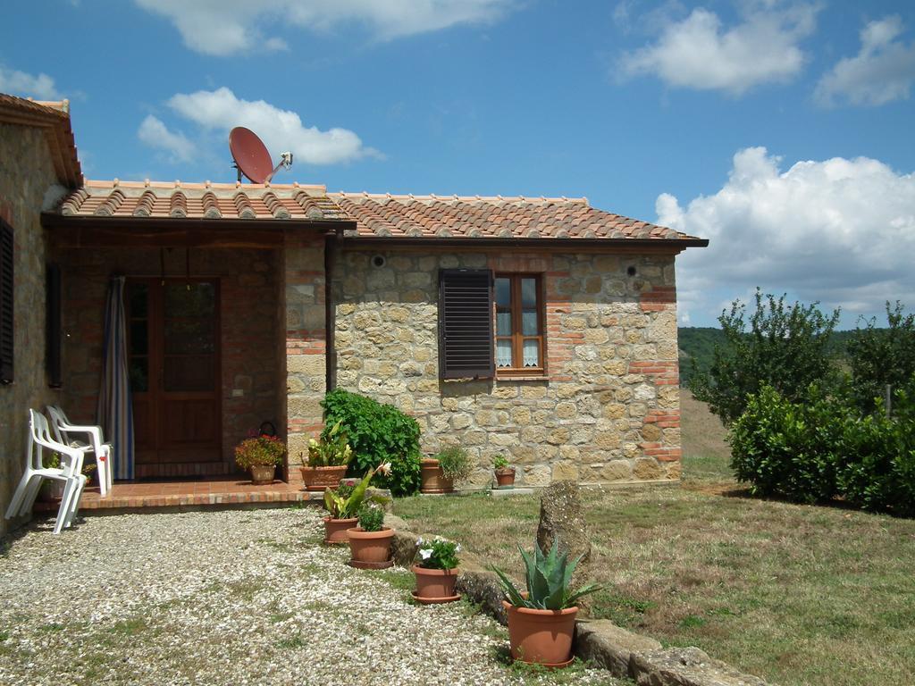 Agriturismo Riposati Country house *